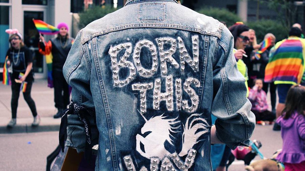 5 Ways to Build Your LGBT Community After College