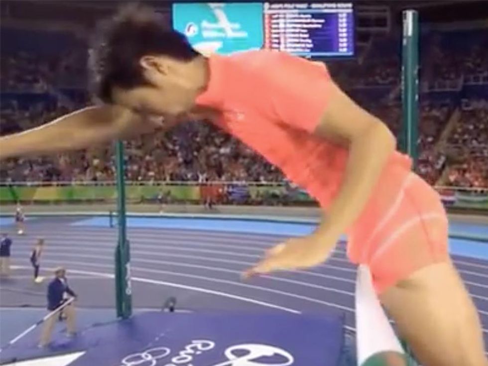 Every Man Can Relate to This Pole Vaulter's Penis Ruining His Day