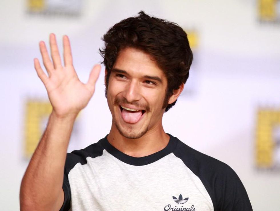 Tyler Posey Apologizes for Misleading 'Coming Out' Snapchat