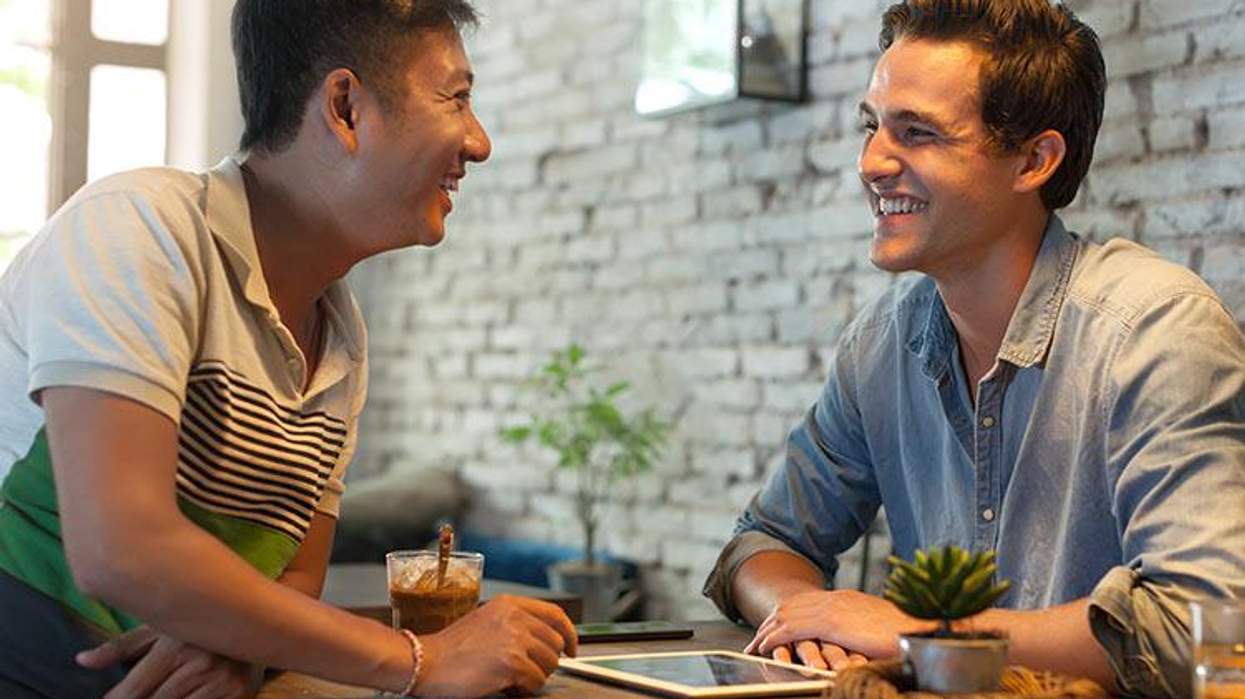 <p>4 Things You Learn About Yourself When You Date a Bi Guy</p>