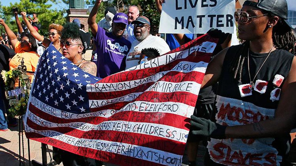 <p>19 #BlackLivesMatter Tweets That Are Too True to Be Ignored</p>