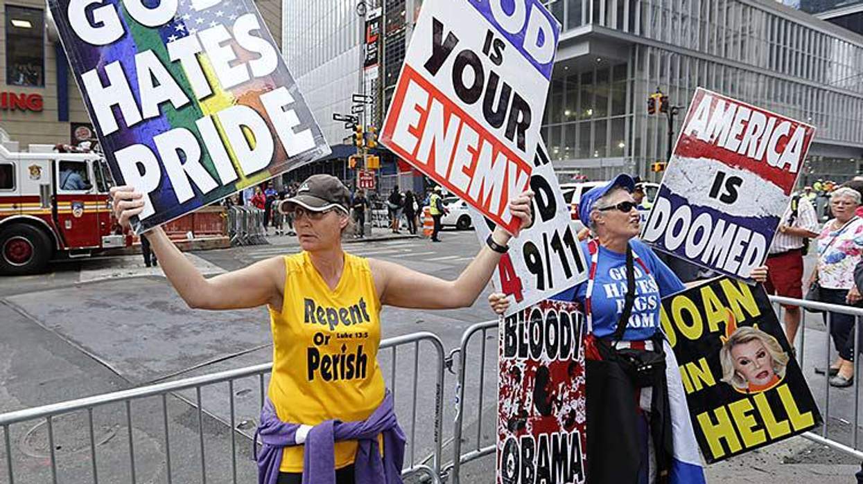 <p>The 12 Do's & Don'ts of Acknowledging Antigay Protesters</p>