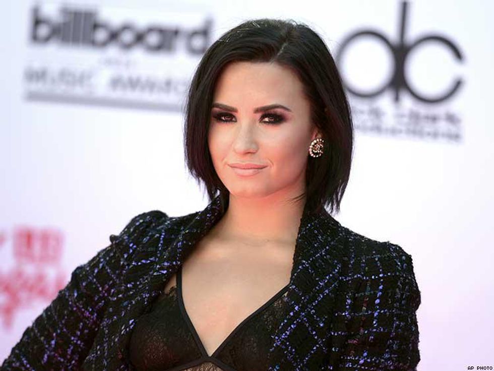 Demi Lovato's Sexuality 'Doesn't Need To Have a Label' and That's How She Wants It