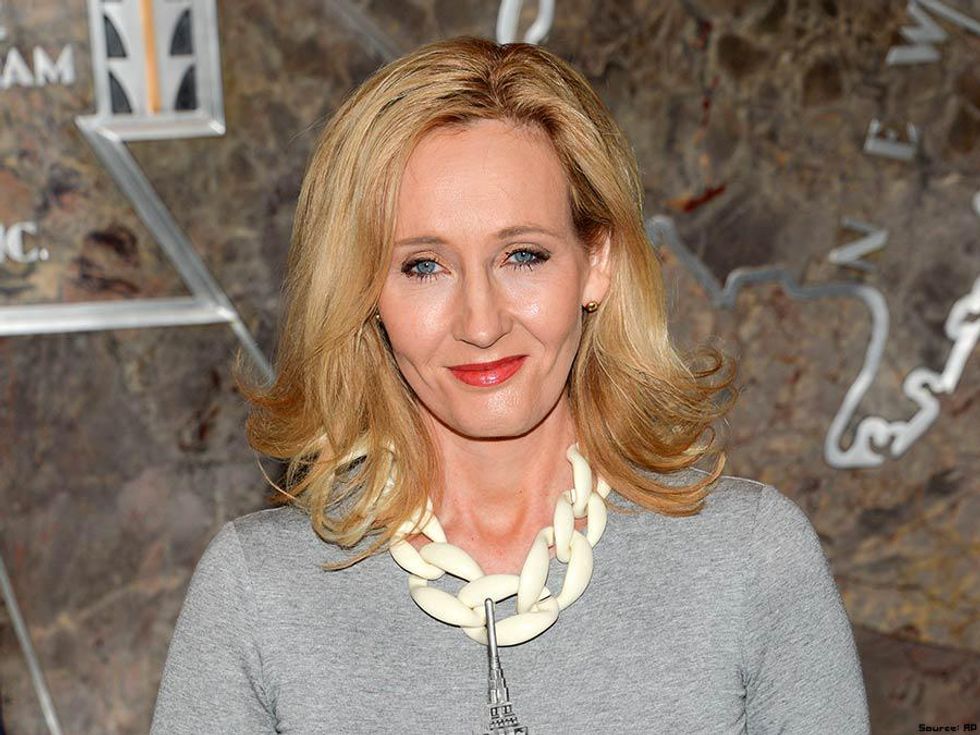  J.K. Rowling Hand Writes Tattoo for Bullied Fan