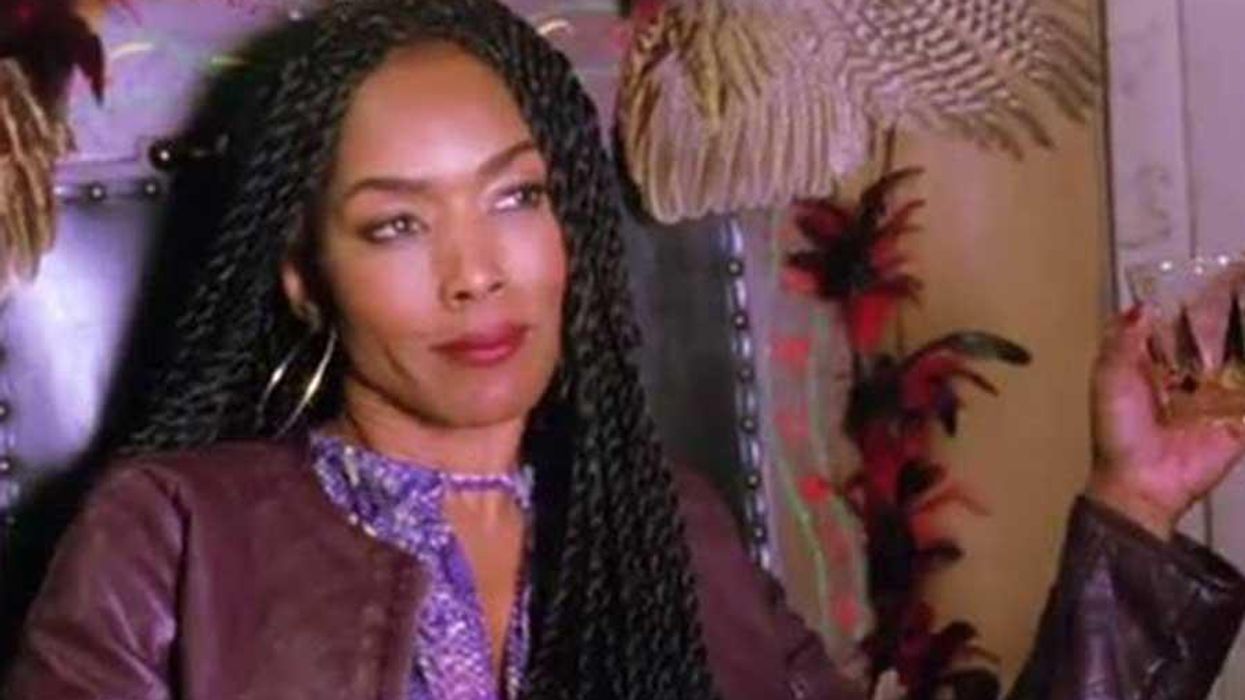 <p>11 GIFs to Silence Your Trolls</p>