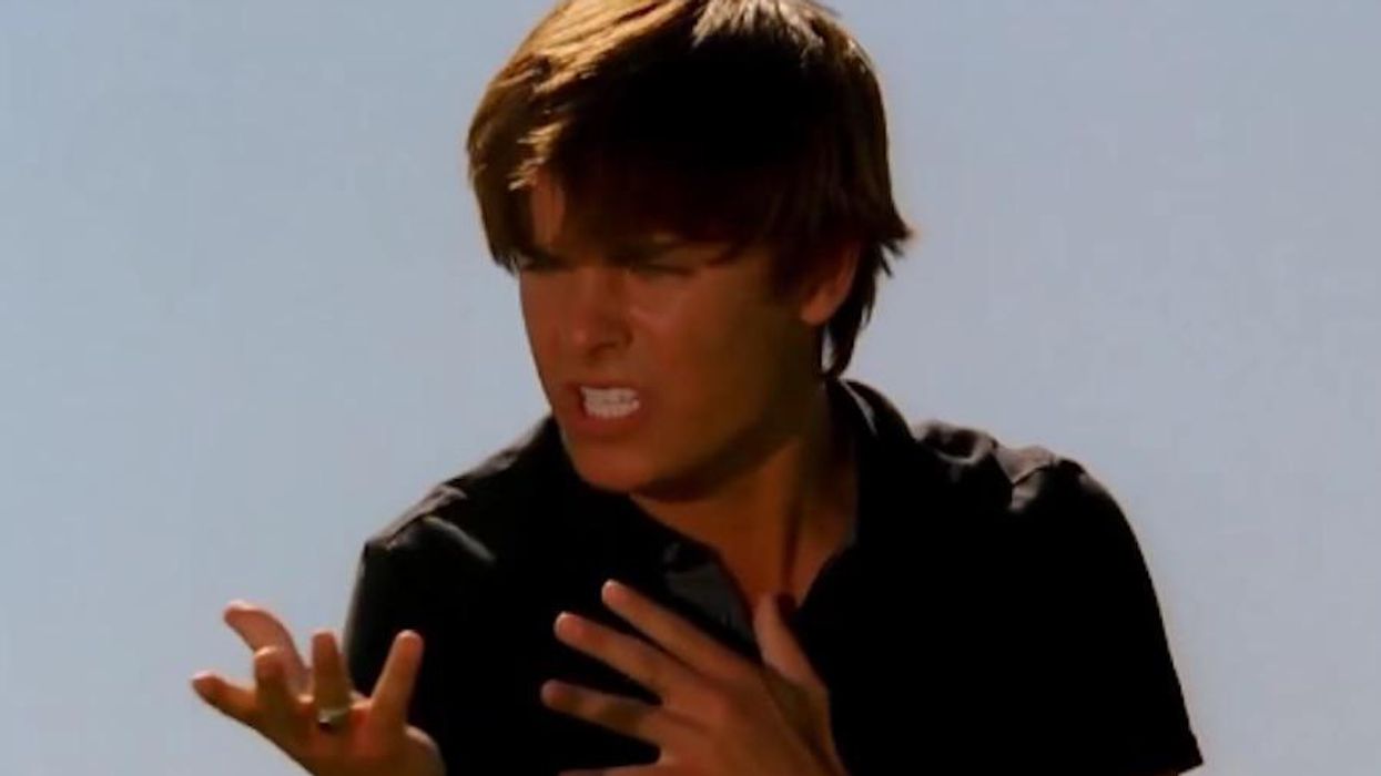 <p>18 High School Musical GIFs That Are Your First Lesbian Sex Experience</p>