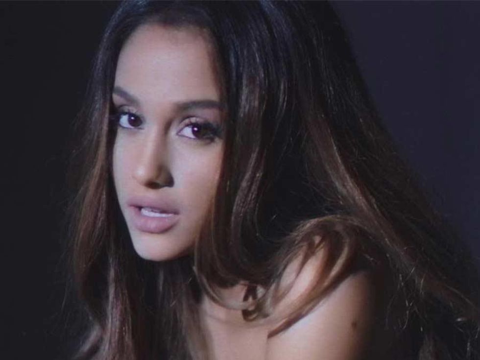 980px x 735px - Ariana Grande Is a 'Dangerous Woman' in Sultry New Video