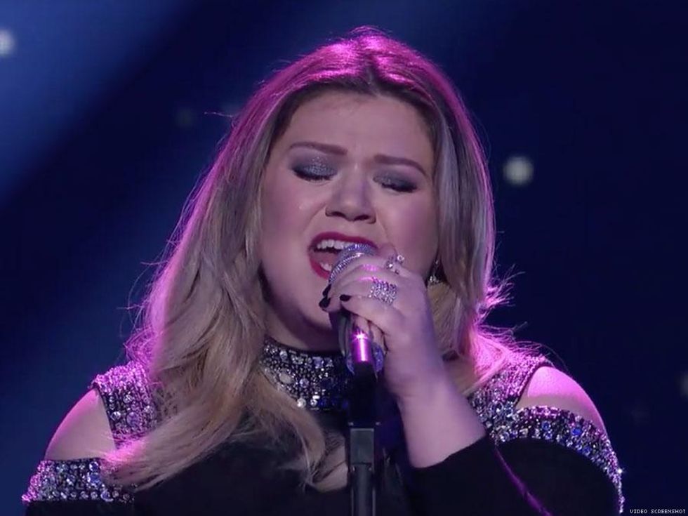 Kelly Clarkson Belts ‘Piece by Piece’ in the Most Emotional Idol ...