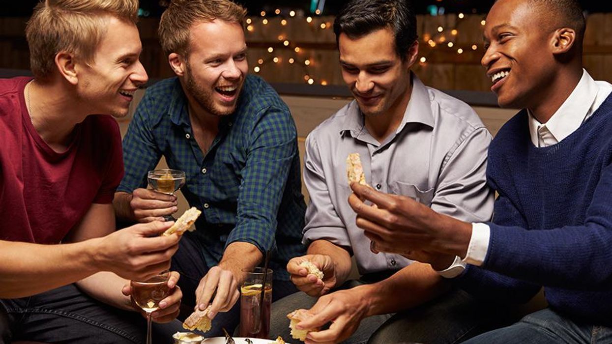 <p>16 Things Every Gay Man Has to Explain to Straight Friends</p>