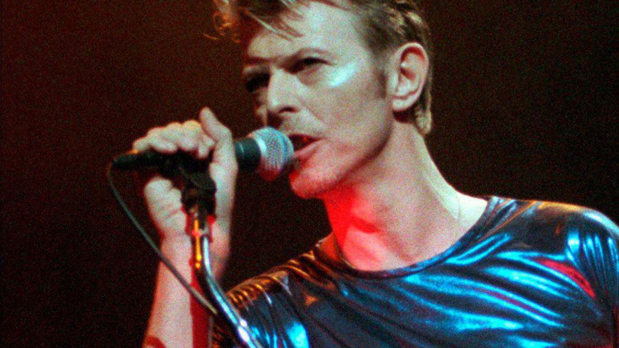 <p>David Bowie Was a Beacon of Hope to Me and Many Queer Youth</p>