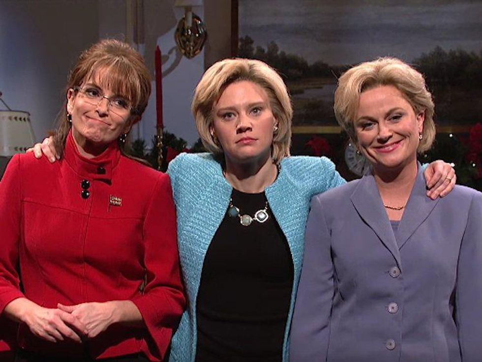 WATCH: Amy Poehler, Tina Fey, and Kate McKinnon are Two Hillarys and a Palin this Christmas 