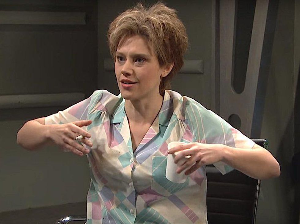 WATCH: Kate McKinnon Makes Ryan Gosling Cry with Laughter in SNL Alien Abduction Sketch