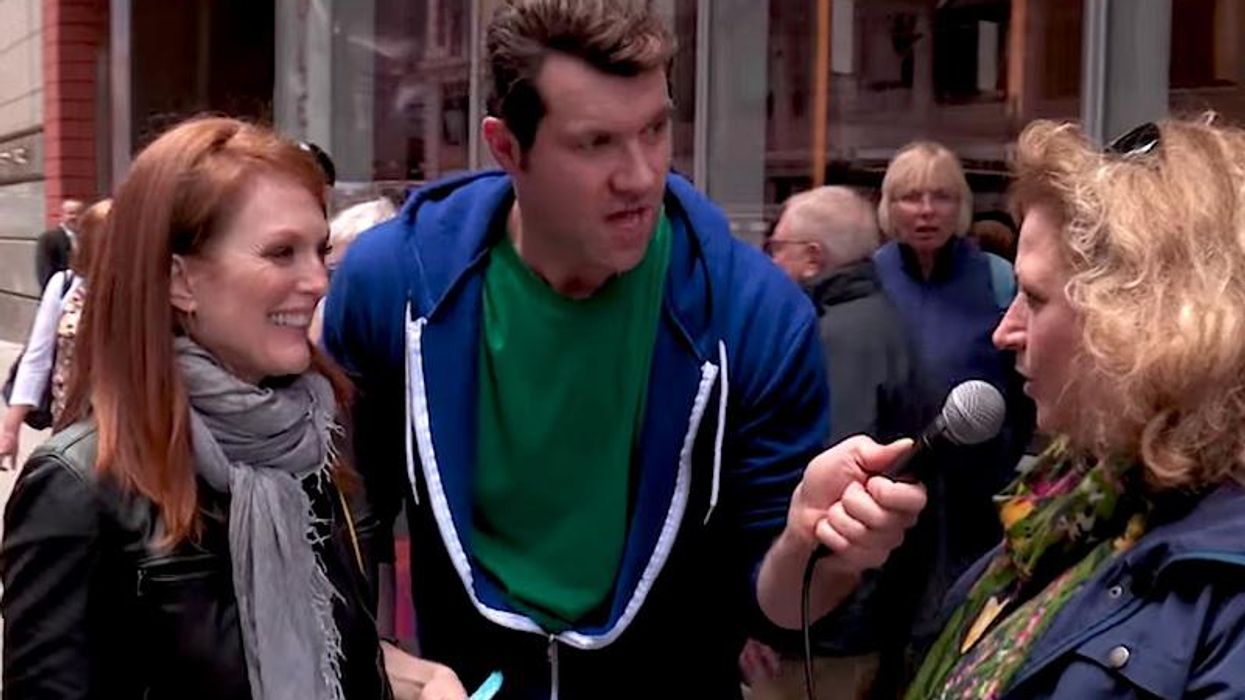<p>WATCH: Julianne Moore Cries on Cue for Tourists in Time Square on <em>Billy on the Street</em>, and It's Epic! </p>
