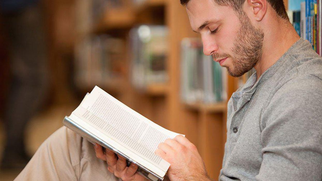 <p>35 Thoughts You Have When You Break Up Before The Holidays</p>