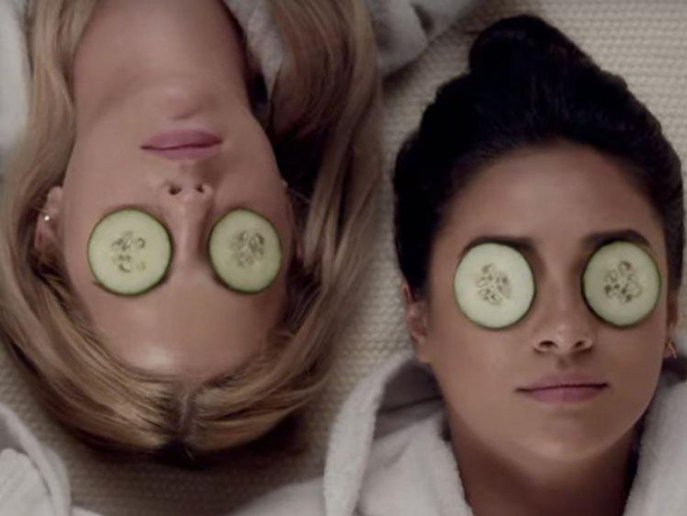 WATCH: Pretty Little Liars Are Back and Have Finally Aged with '5 Years Forward' 