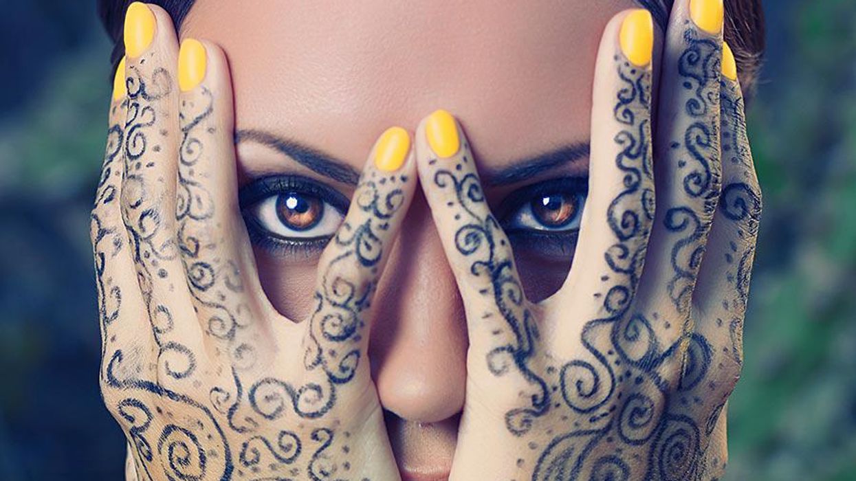 <p>What Your Nails Say About You</p>