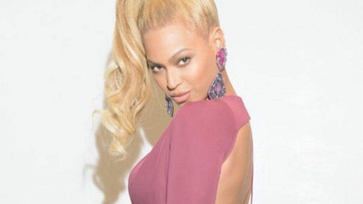 <p>Don't. Touch. Beyoncé.</p>