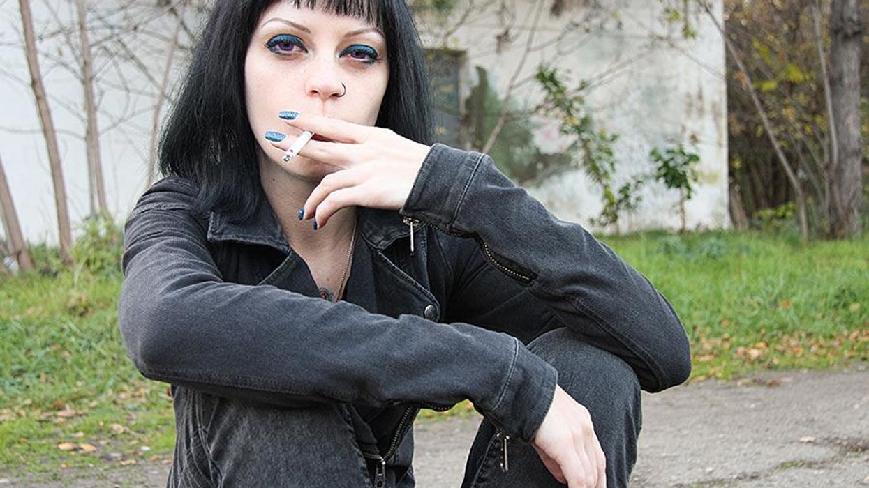 <p>7 Lesbians You Dated In College That Belong In Your Past</p>