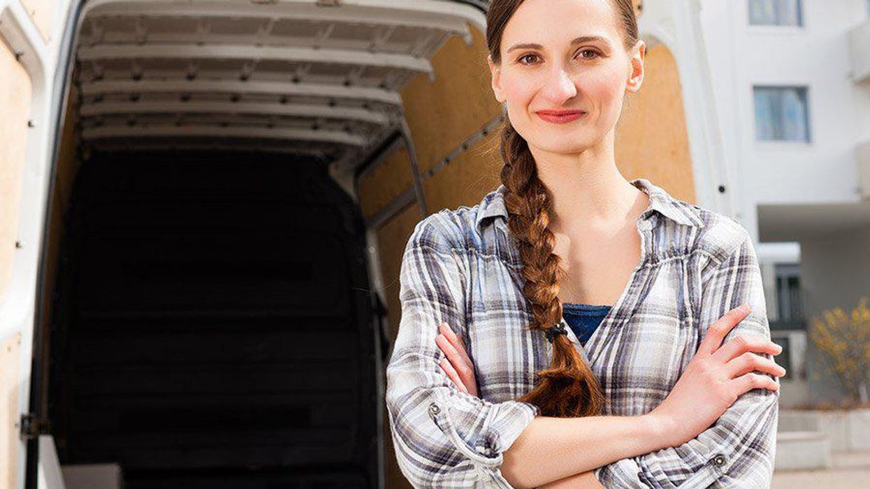 <p>5 Stages of Organizing Your Apartment With Your Girlfriend</p>