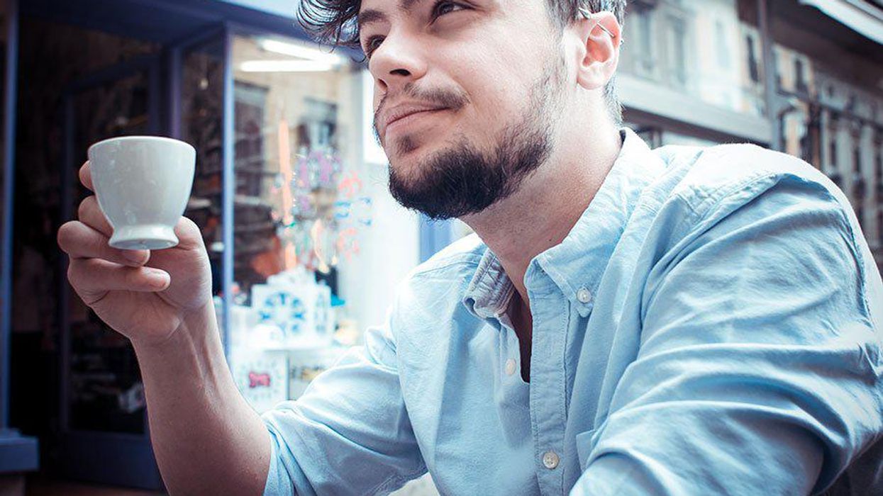 <p>7 Reasons Coffee Shops Are the Perfect Place to Meet Your Future Hubby</p>