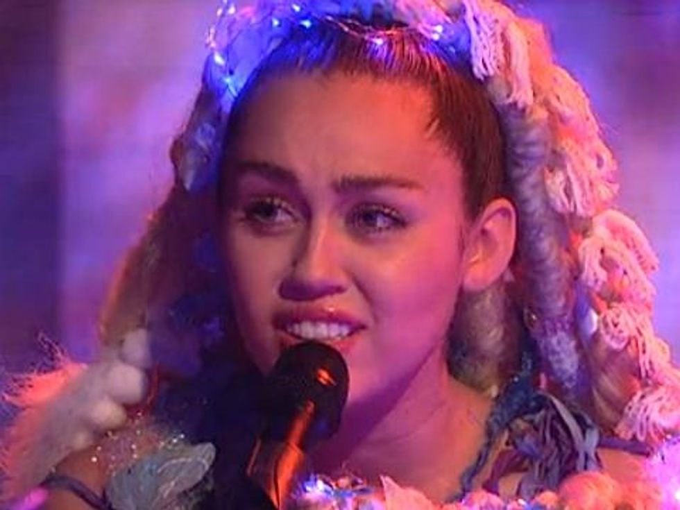 WATCH: Miley Cyrus Bursts Into Tears During Intense Saturday Night Live Performance 