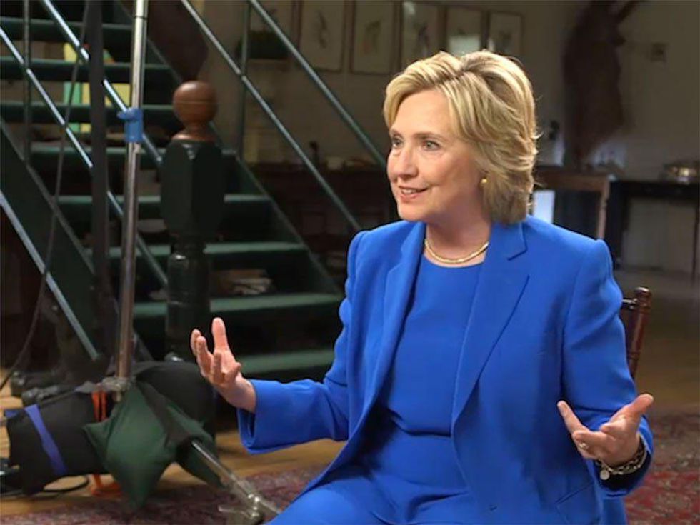 7 Feminist Questions Lena Dunham Asked Hillary Clinton 