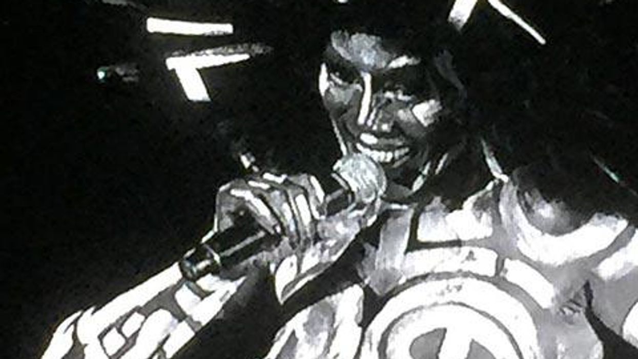 <p>Grace Jones Proves Herself a Gender-Bending Icon Once Again at the Hollywood Bowl</p>