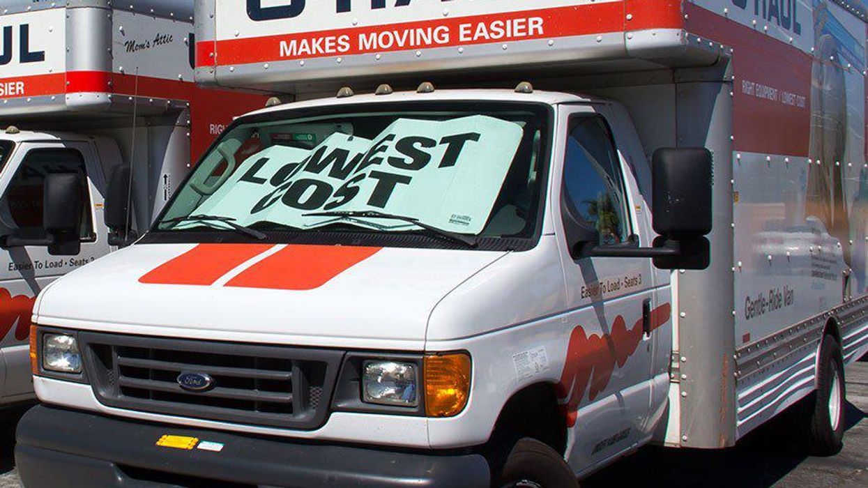 <p>These 12 "Reasons" For U-hauling Are Actually Red Flags</p>