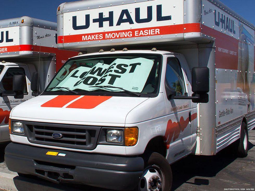 These 12 "Reasons" For U-hauling Are Actually Red Flags