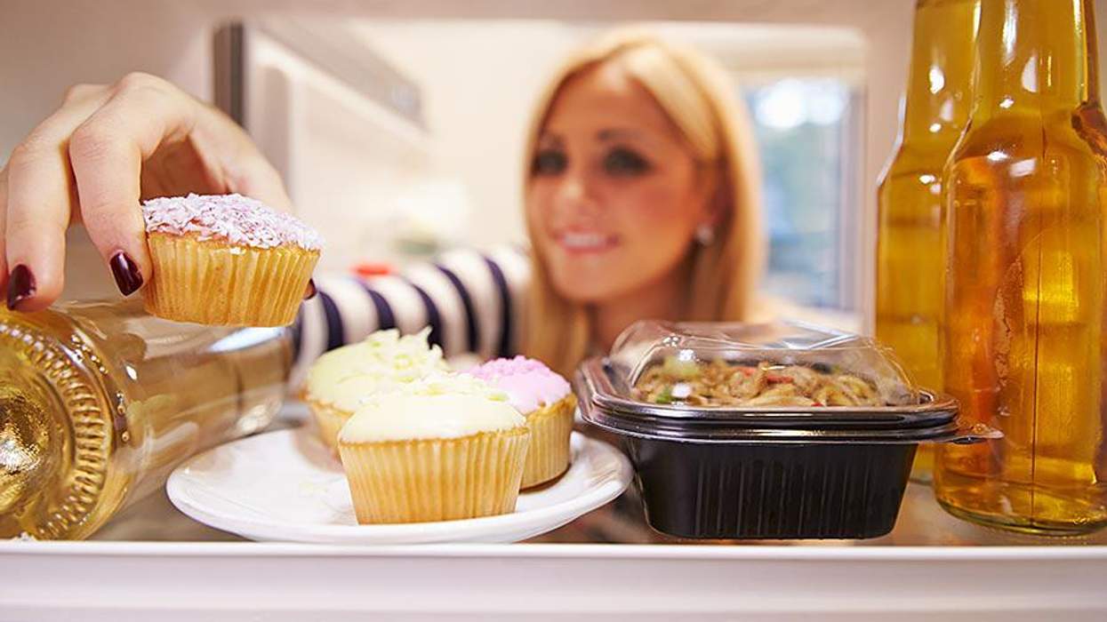 <p>How To Keep Your Girlfriend's Roommates From Hating You</p>