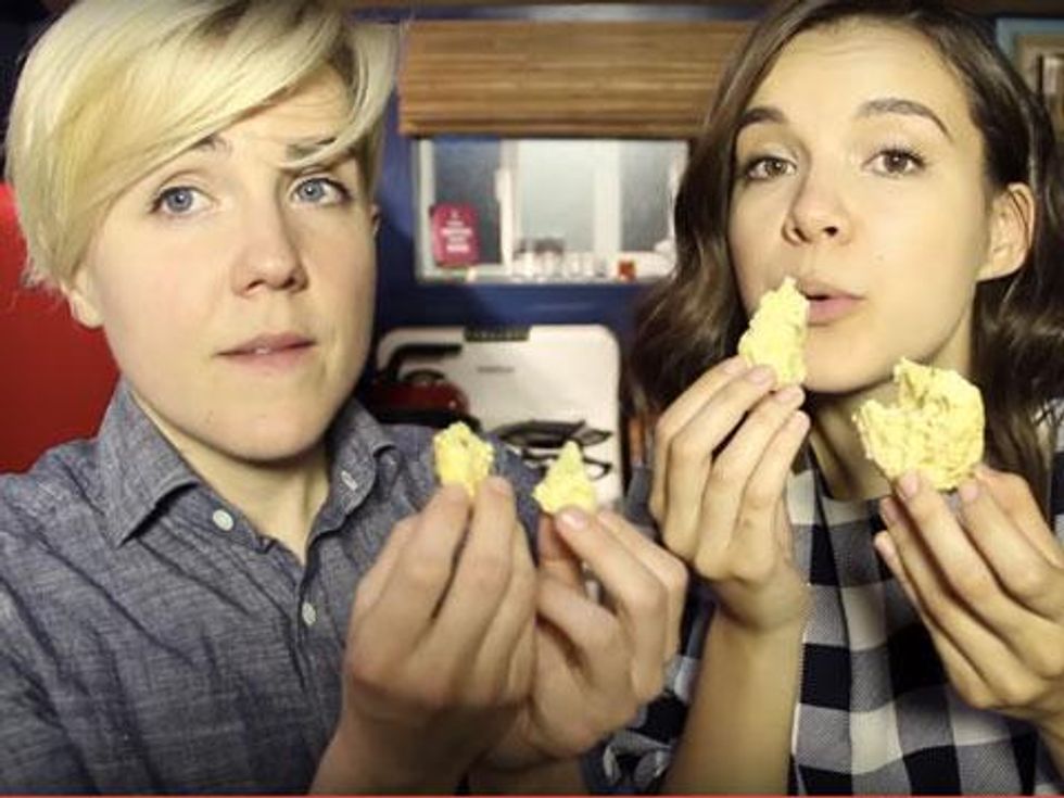 Lesbian YouTube Star Hannah Hart Confirms Relationship with Ingrid Nilson and 'Couldn't Be Happier'