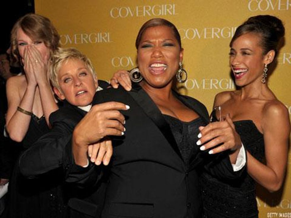 25 Pics of Ellen Being Adorable with Her Celebrity Pals Through the Years 