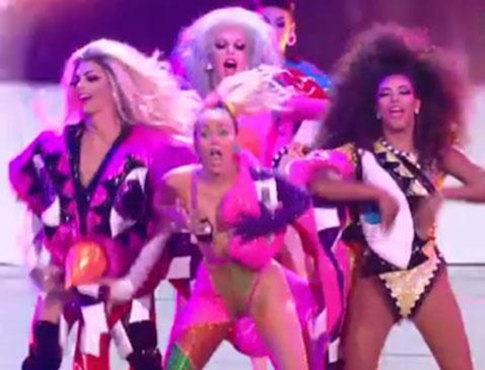 WATCH: Miley Cyrus Closes VMAs with LGBT Youth and Drag Queens