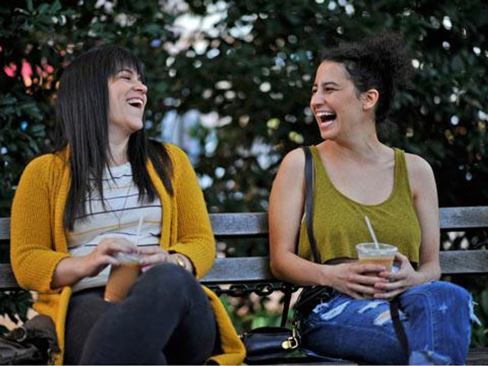 10 Ways to Turn Your New Roomie from Scary Stranger to Friend For Life