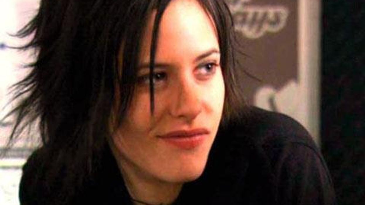 <p>12 Reasons Being Single and Queer Is Freaking Awesome</p>