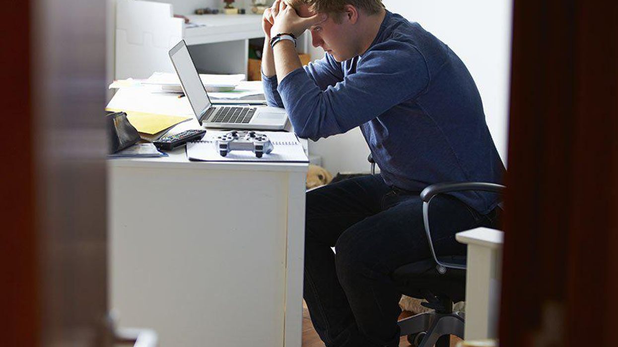 <p>Should You Unfriend Your Ex on Facebook?</p>