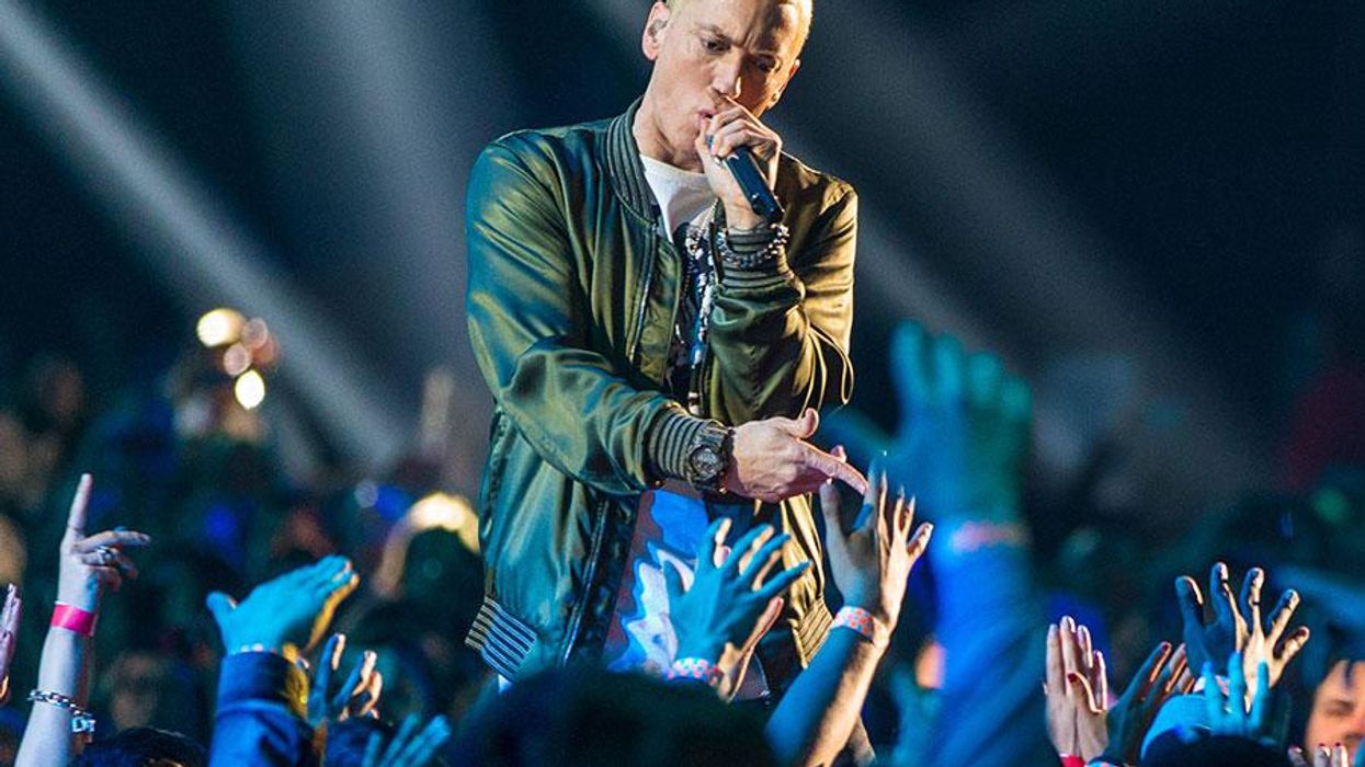 <p>Eminem Spits Rap About Caitlyn Jenner 'Tucking'</p>