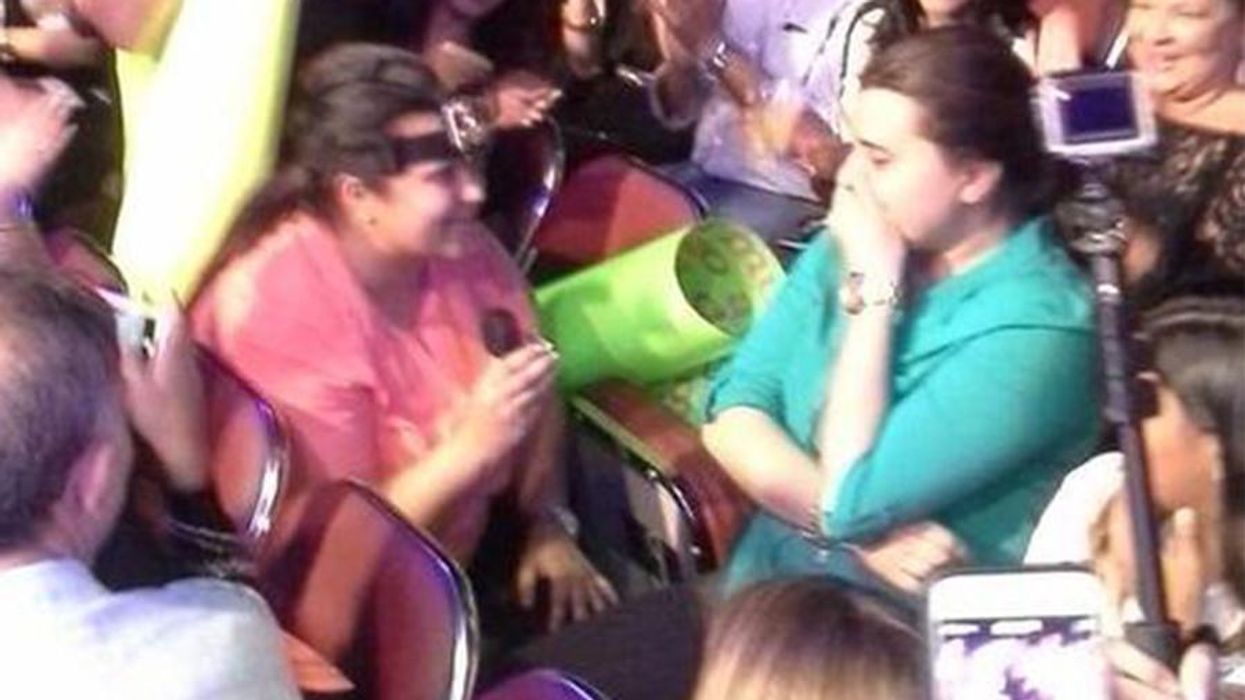 <p>Spanish Pop Star Serenades Lesbian Couple During Surprise Proposal at Concert</p>