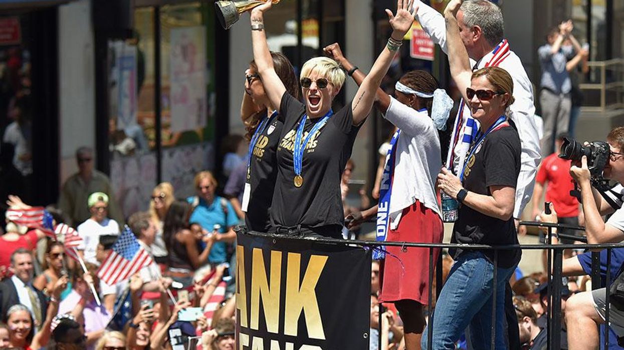 <p>The #USWNTParade Officially Won Over Everyone's Hearts</p>