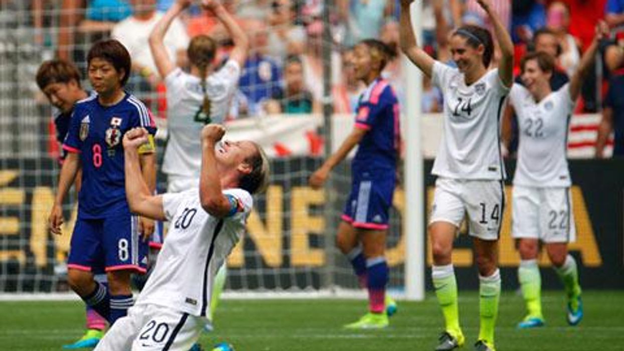 <p>12 Pics thatPerfectly Sum Up the U.S. Women's Soccer Team's Epic Win</p>