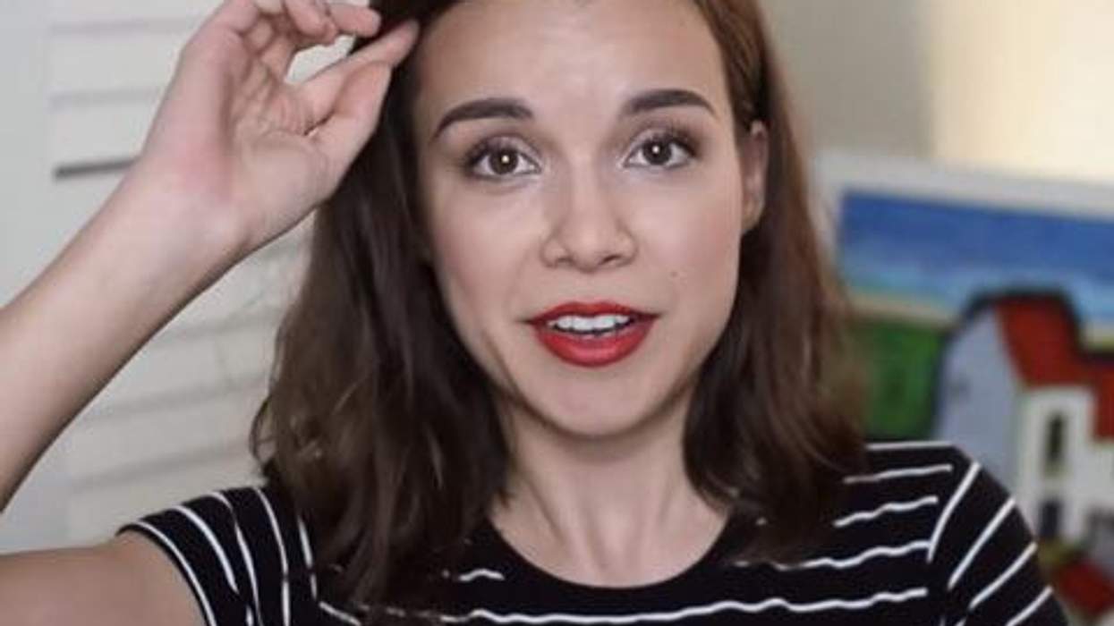 <p>WATCH: YouTube's #ProudToLove Video Has Us Crying All Over Again</p>