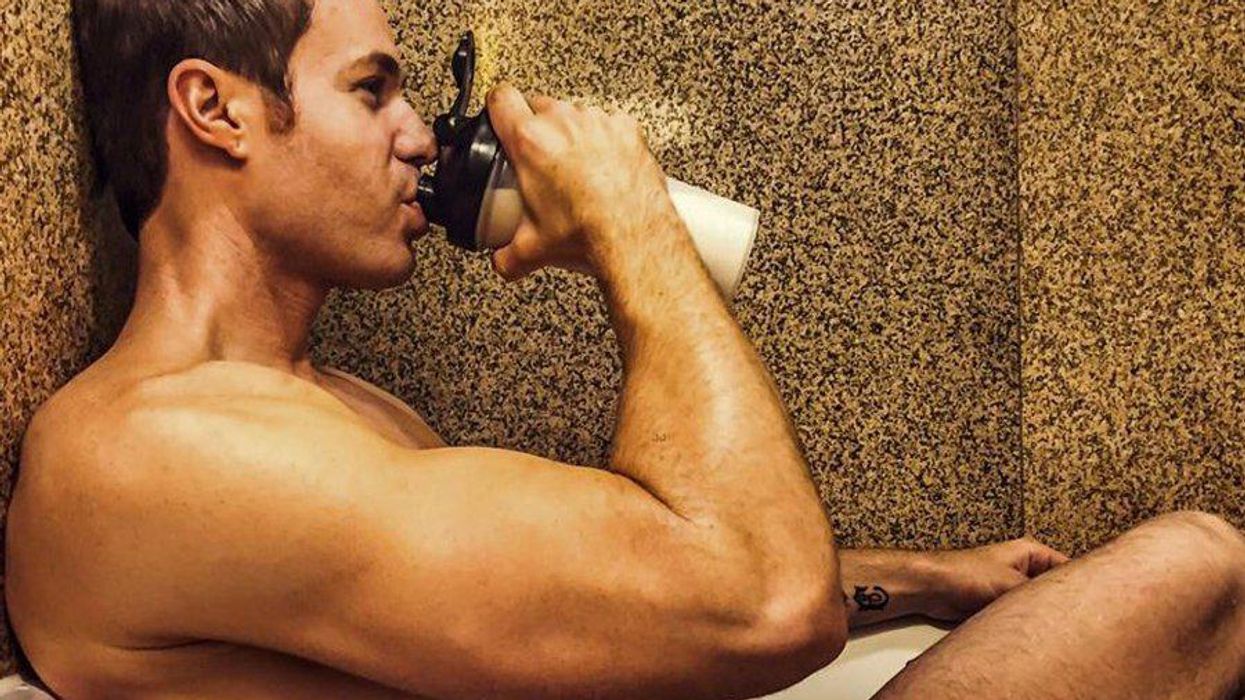 <p>17 Reasons Ashley Parker Angel Is Instagram's Best Thirst Trapper</p>