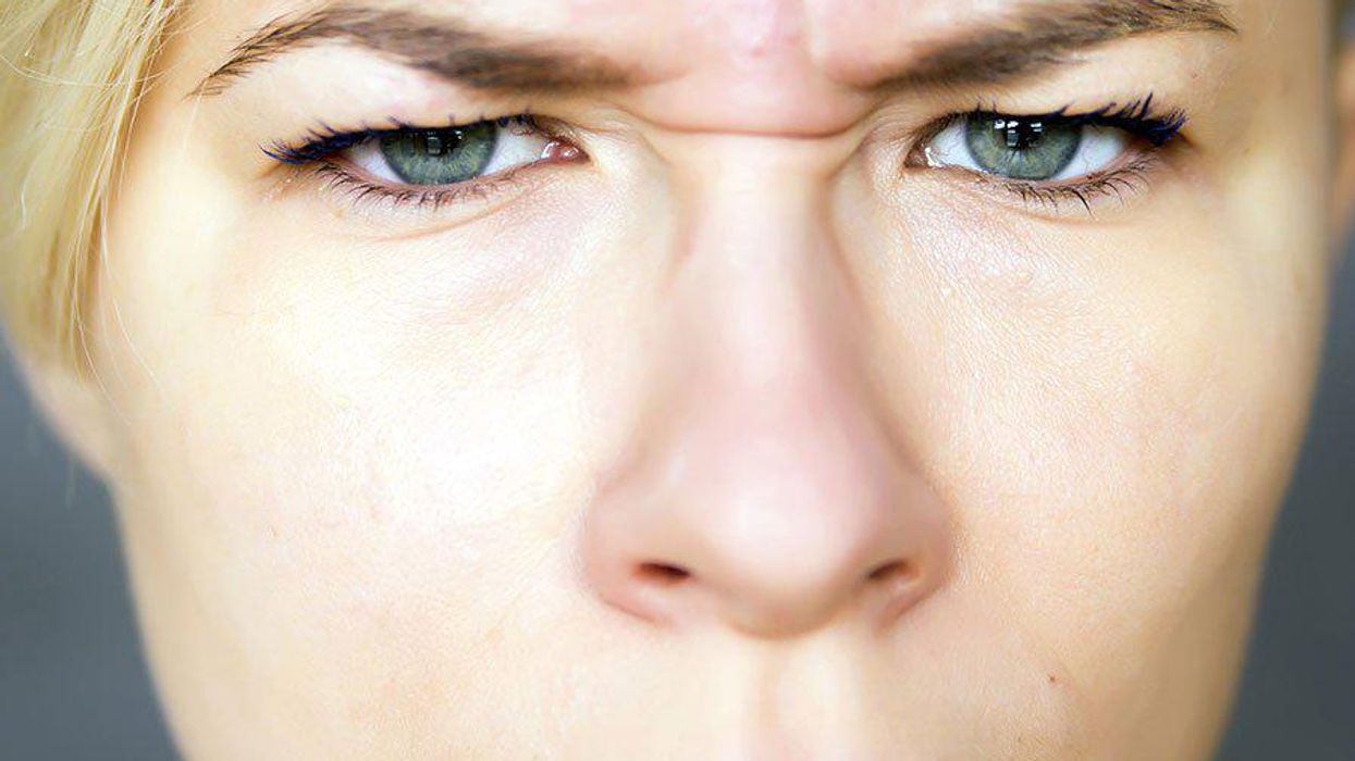 <p>5 Catty Things All Lesbians Do</p>