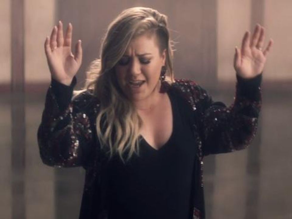 WATCH: Kelly Clarkson Makes Us Feel "Invincible" in New Music Video
