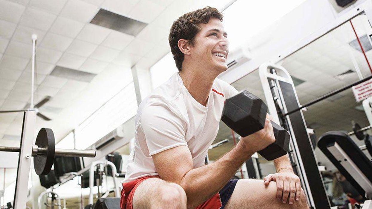 <p>10 Hilarious Thoughts All Gay And Bi Men Have At The Gym</p>