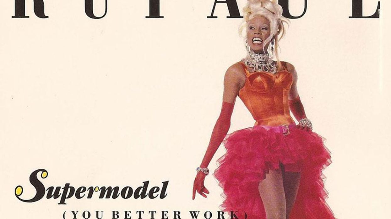 <p>6 Vintage RuPaul Looks to Die For</p>