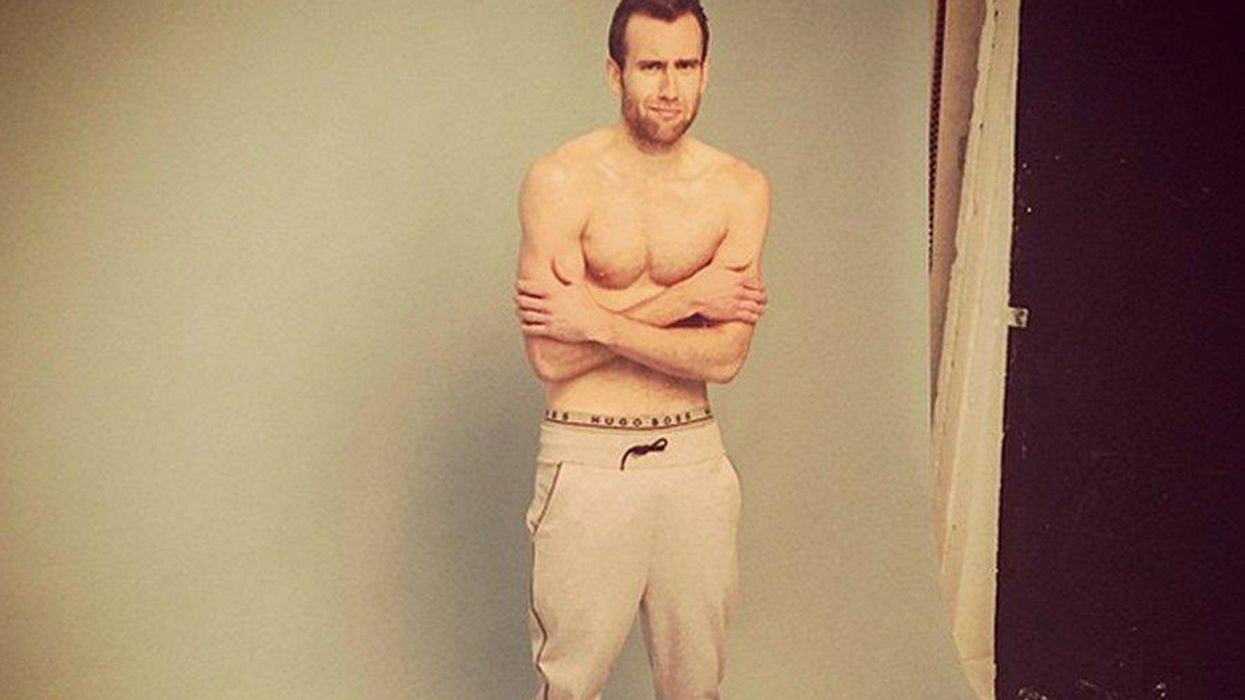 <p>Neville Longbottom's Hogwarts Classmates React to His Enchanting Photo Shoot</p>