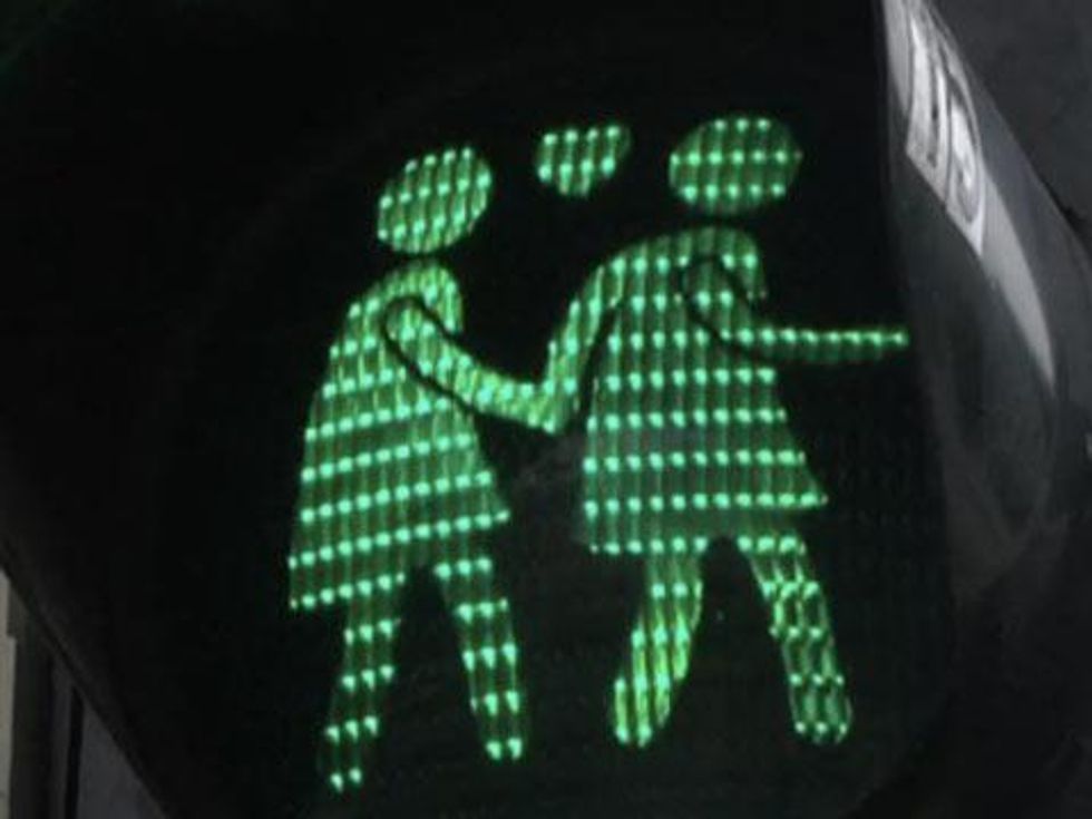 WATCH: Vienna's Same-Sex Traffic Signals Are the Cutest Ever 