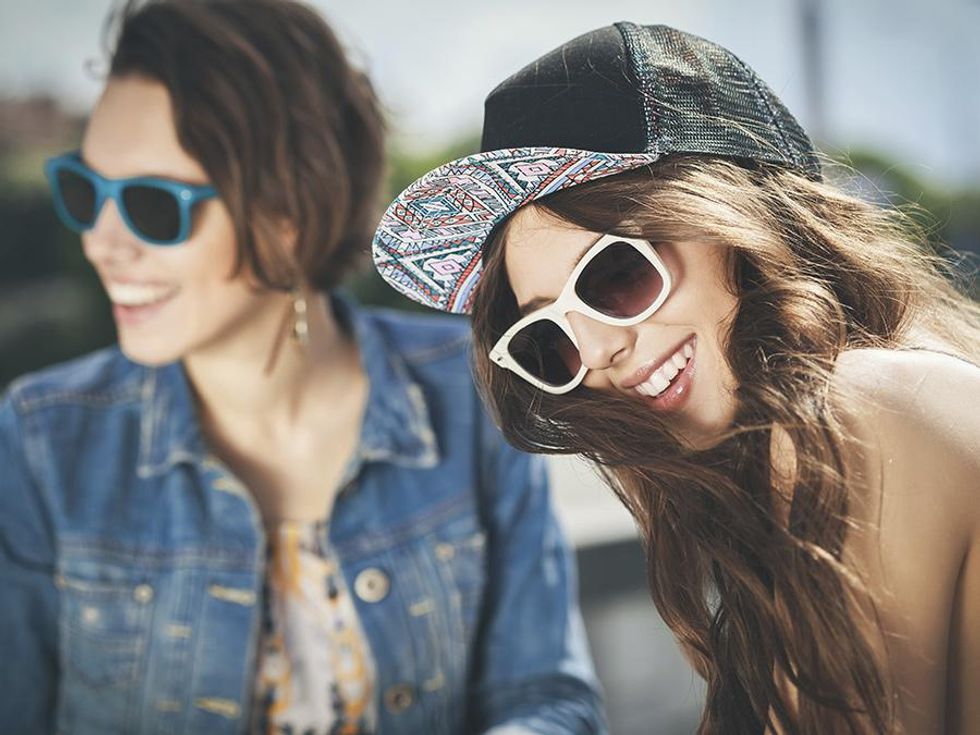 16 Problems Associated with Having the Same Style As Your Girlfriend