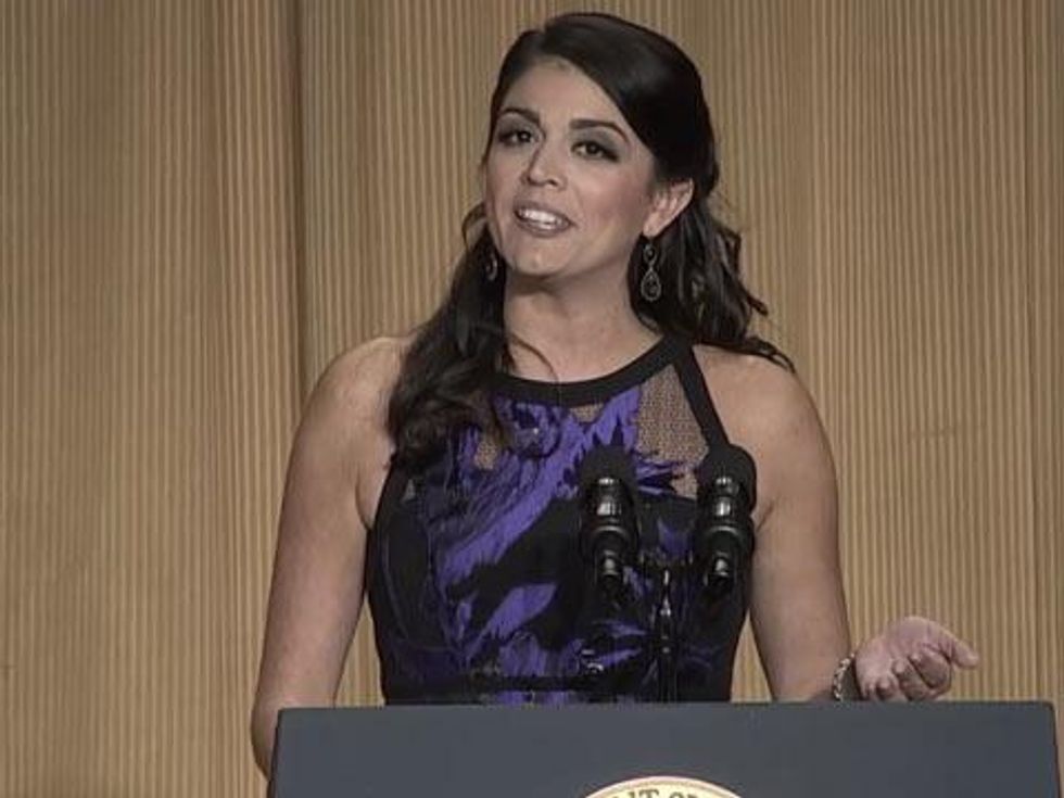8 Amazing White House Correspondents’ Dinner Zingers from Cecily Strong 